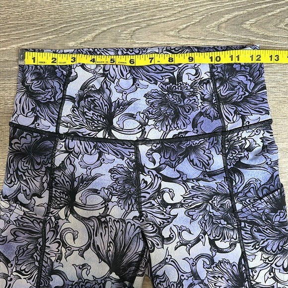 Lululemon Fast and Free High-Rise Crop 19” *7 Pocket Capris Sz 6 - Picture 9 of 11